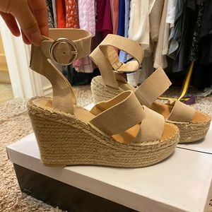 Dolce vita suede espadrilles in 6.5